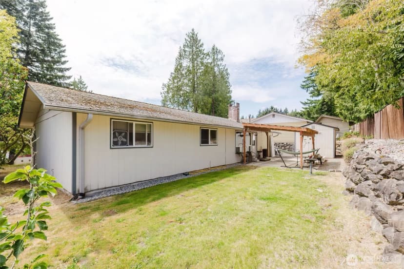 Property photo for 7029 Parkdale Drive Nw, Bremerton photo 29