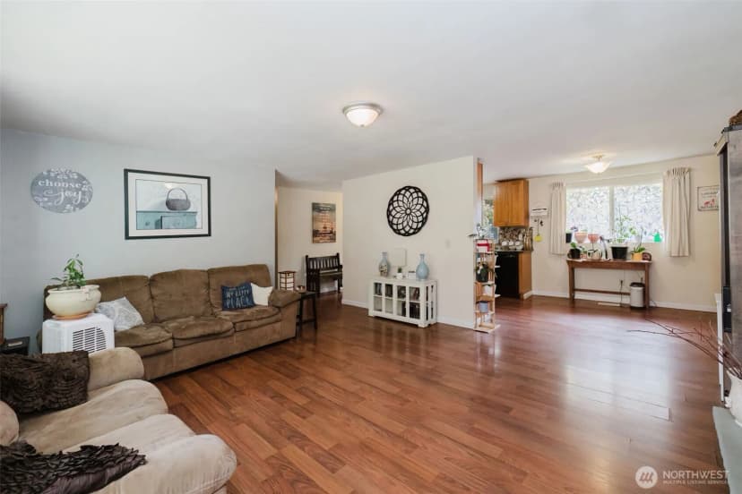 Property photo for 7029 Parkdale Drive Nw, Bremerton photo 6