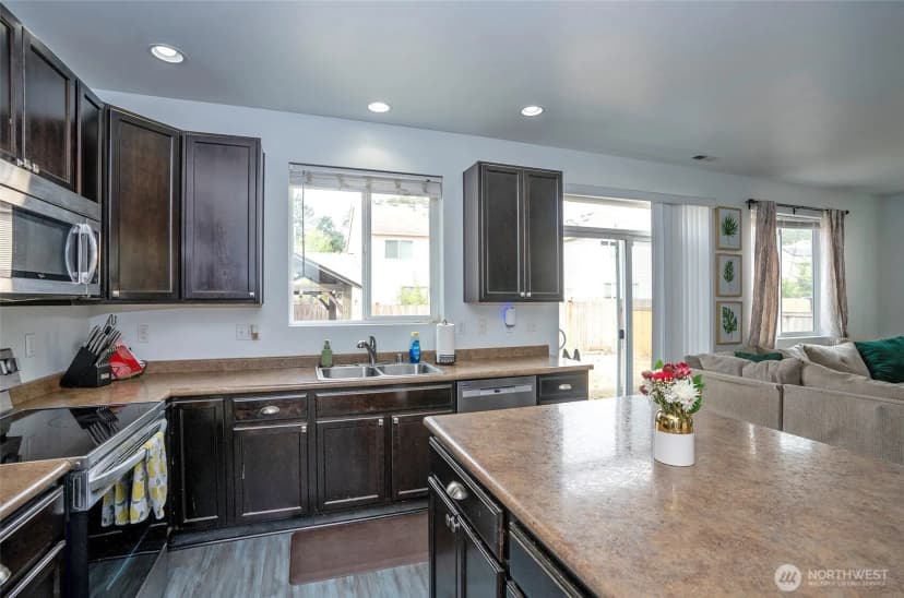 Property photo for 17712 17th Avenue E, Spanaway photo 13