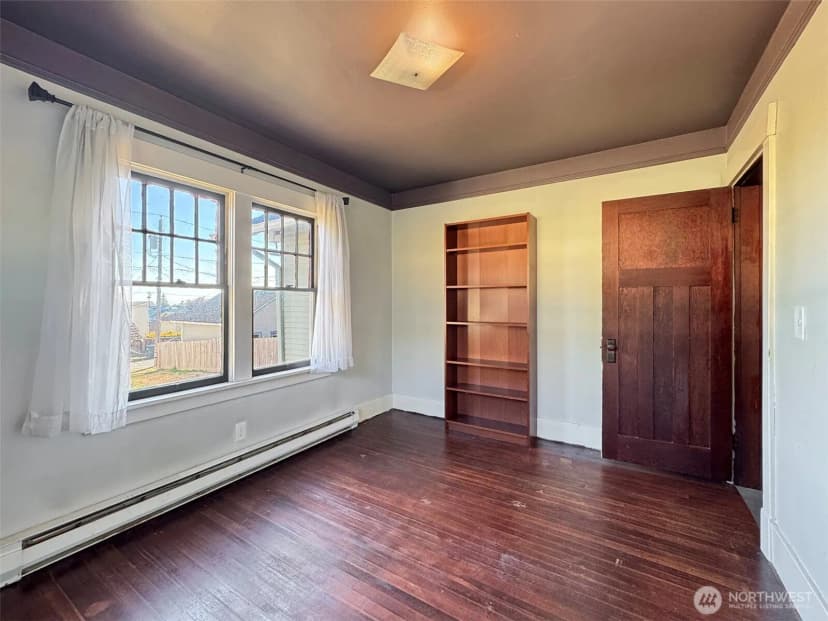 Property photo for 117 W 10th Street, Port Angeles photo 20