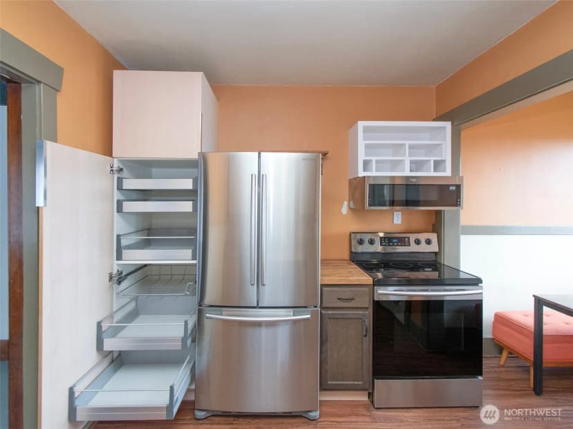 Property photo for 117 W 10th Street, Port Angeles photo 13