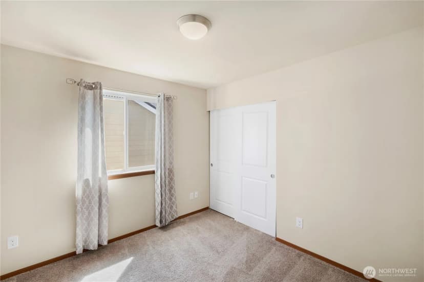 Property photo for 596 Ne Nantucket Street, Bremerton photo 22