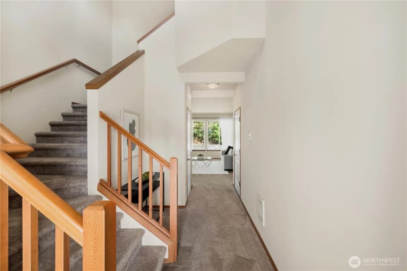 Property photo for 596 Ne Nantucket Street, Bremerton photo 3