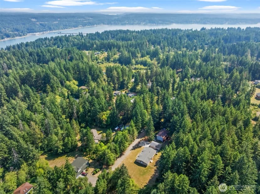 Property photo for 15102 85th Avenue Nw, Gig Harbor photo 2
