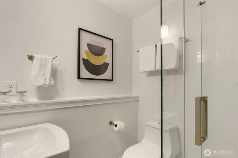 Property photo for 22842 Ne 42nd St, Redmond photo 25