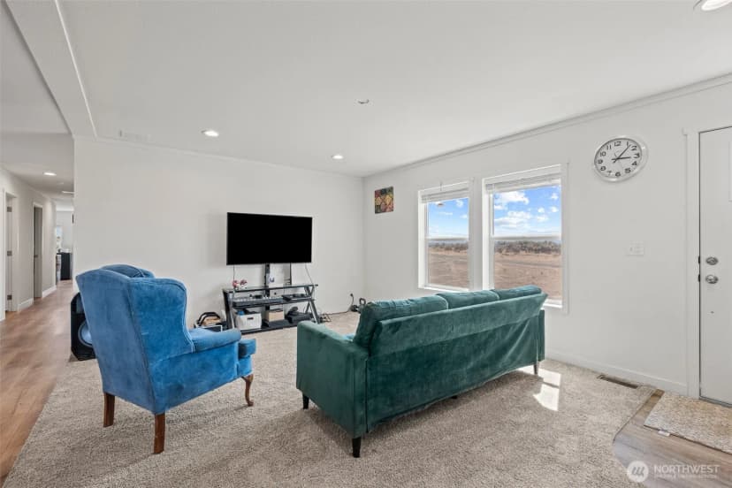 Property photo for 910 Canyon Trail, Ephrata photo 6