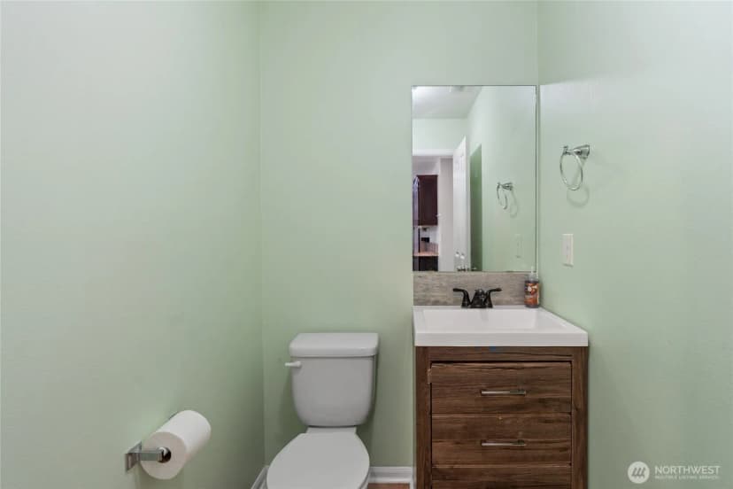 Property photo for 10024 Cochrane Avenue Se, Yelm photo 18