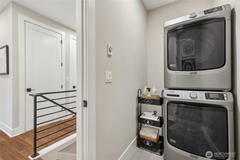 Property photo for 18814 99th Court Ne #b, Bothell photo 34