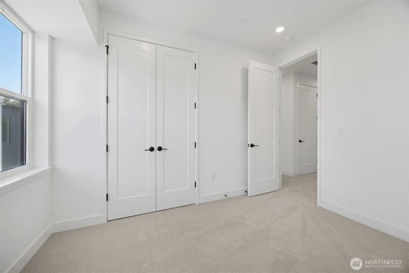 Property photo for 18814 99th Court Ne #b, Bothell photo 29
