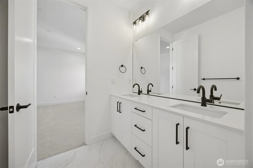 Property photo for 18814 99th Court Ne #b, Bothell photo 25