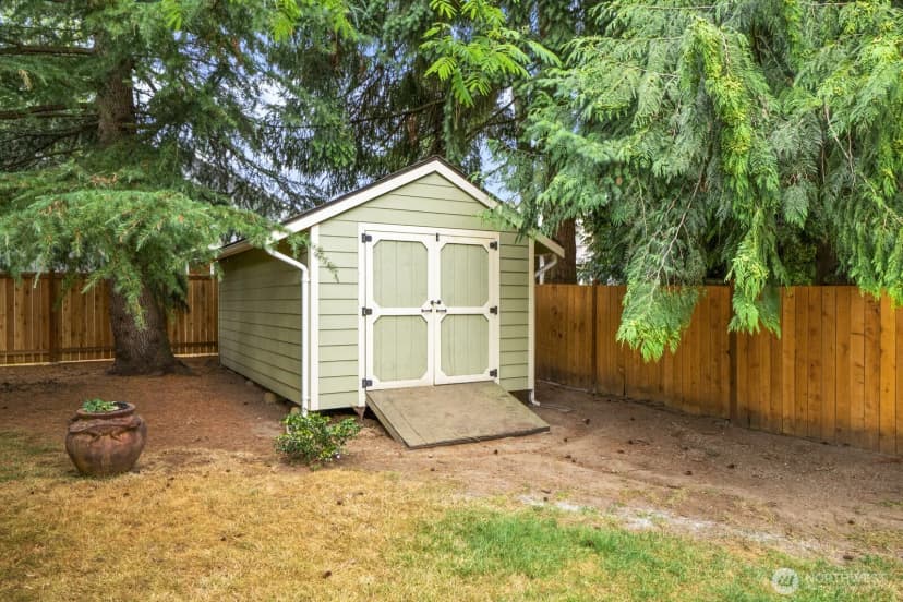 Property photo for 20027 10th Avenue W, Lynnwood photo 35