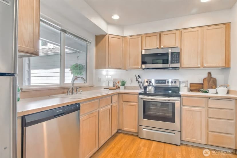 Property photo for 18729 19th Drive Se, Bothell photo 16