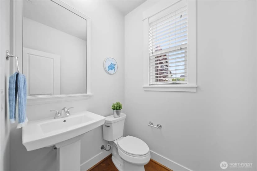 Property photo for 18720 44th Drive Se, Bothell photo 34