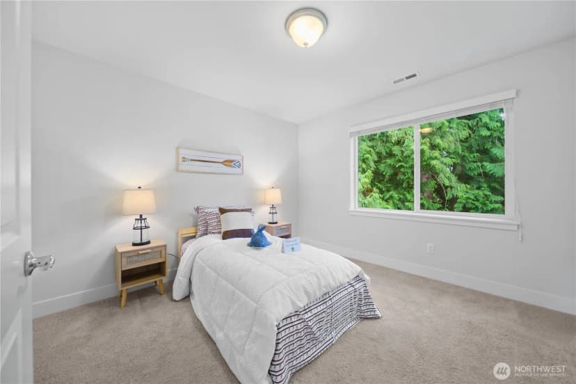 Property photo for 18720 44th Drive Se, Bothell photo 28