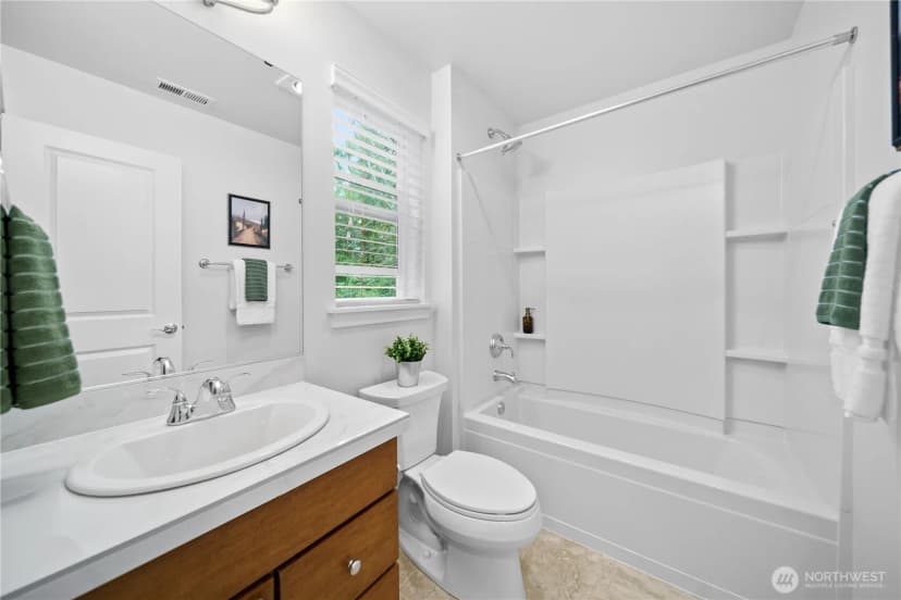 Property photo for 18720 44th Drive Se, Bothell photo 32