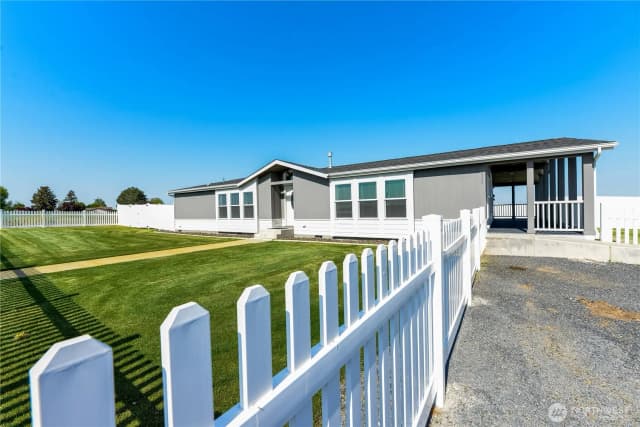 Property photo for 3623 Nw Dodson Road, Ephrata photo 2