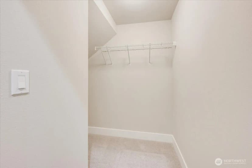 Property photo for 14222 Se 284th Place, Kent photo 6