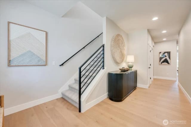 Property photo for 14222 Se 284th Place, Kent photo 4