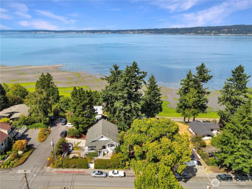 Property photo for 420 1st Street, Langley photo 29