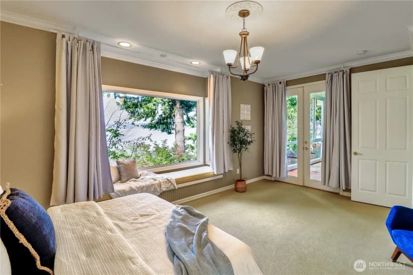 Property photo for 420 1st Street, Langley photo 11