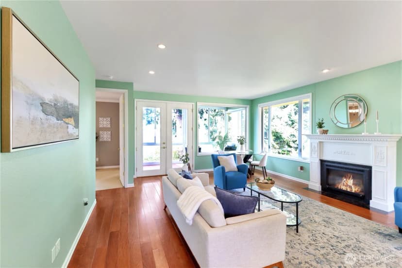Property photo for 420 1st Street, Langley photo 5