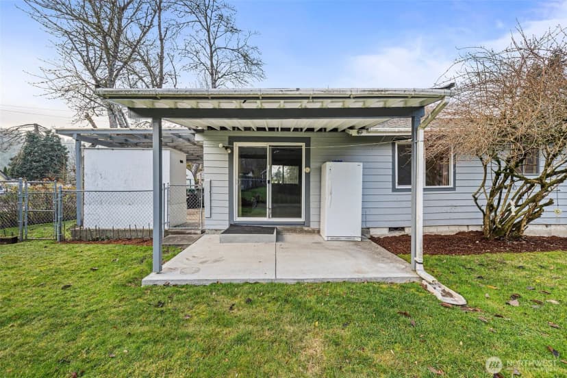 Property photo for 14922 134th Avenue Se, Renton photo 8