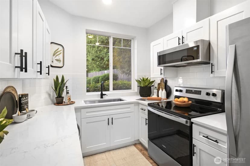 Property photo for 14816 29th Avenue W #b101, Lynnwood photo 8