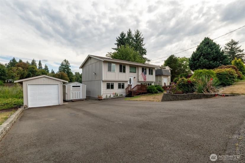 Property photo for 10223 Sitkum Drive Se, Olympia photo 5