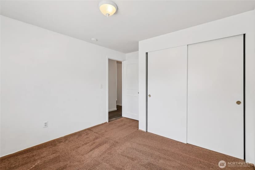 Property photo for 19324 46th Avenue Ne, Arlington photo 14