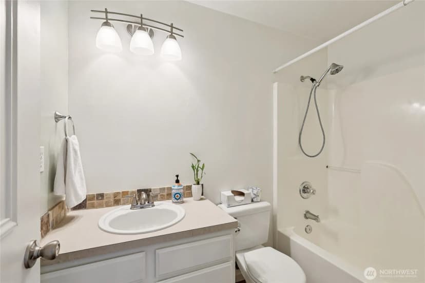 Property photo for 19324 46th Avenue Ne, Arlington photo 15