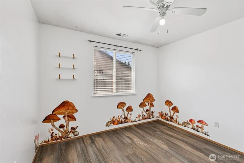 Property photo for 19324 46th Avenue Ne, Arlington photo 11