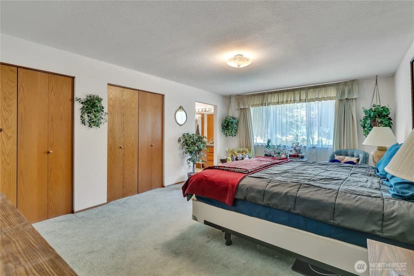 Property photo for 1803 150th Avenue Se, Bellevue photo 17