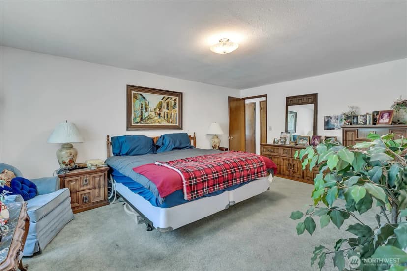 Property photo for 1803 150th Avenue Se, Bellevue photo 18