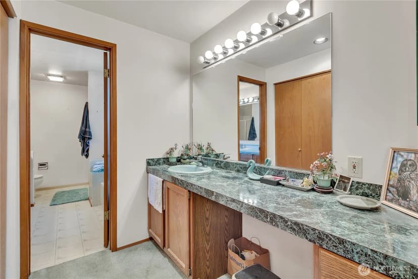 Property photo for 1803 150th Avenue Se, Bellevue photo 19