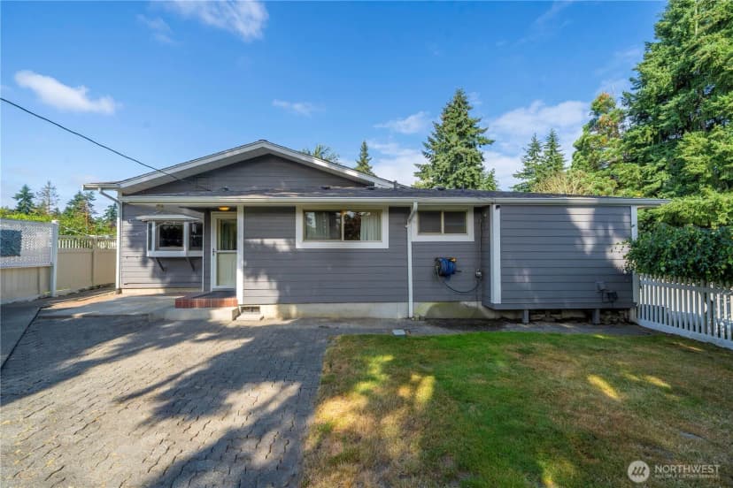 Property photo for 4119 72nd Street E, Tacoma photo 28