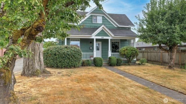Property photo for 332 12th Street Nw, Puyallup