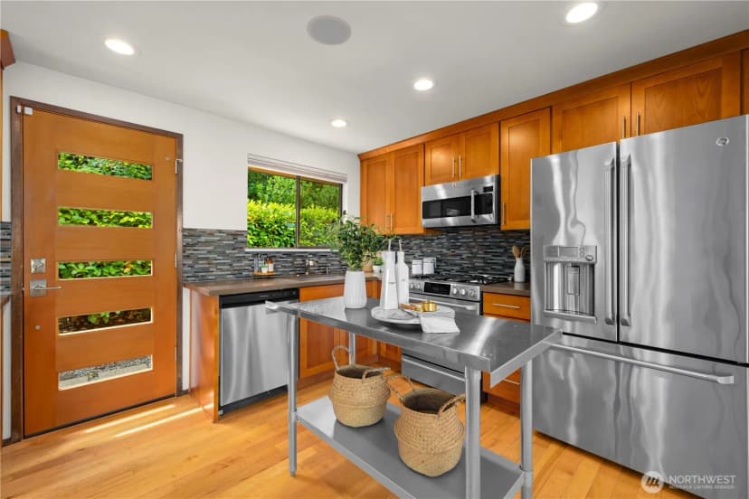 Property photo for 3701 E Jefferson Street, Seattle photo 13