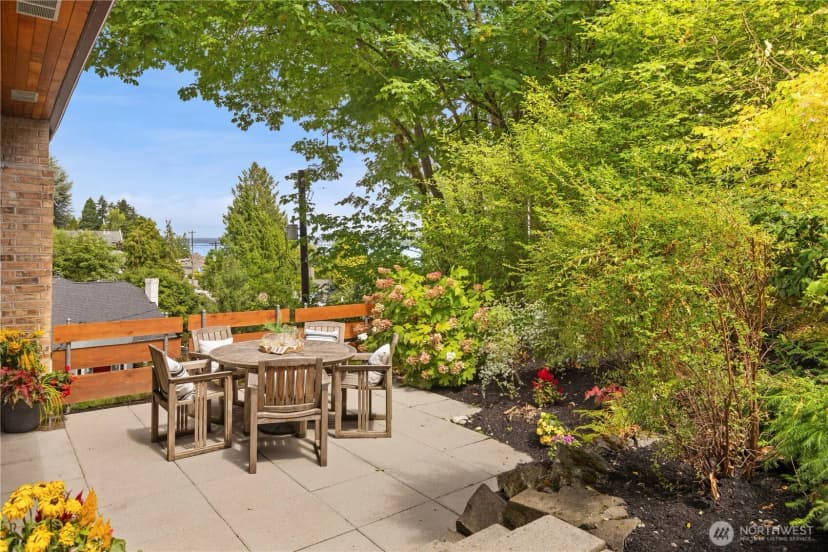 Property photo for 3701 E Jefferson Street, Seattle photo 15