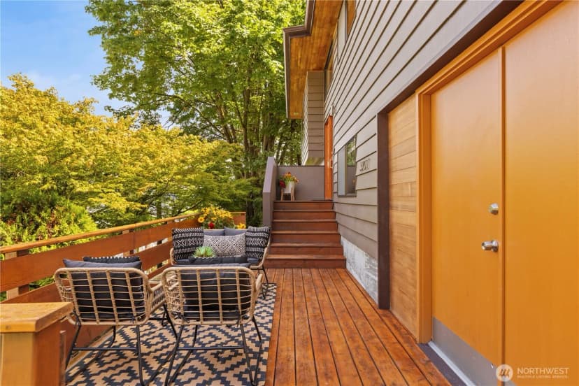 Property photo for 3701 E Jefferson Street, Seattle photo 3