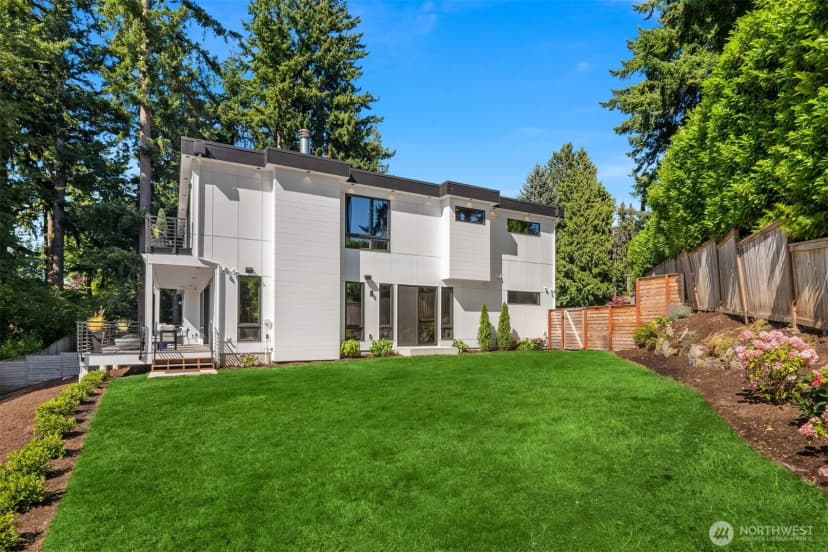 Property photo for 11407 Ne 103rd Place, Kirkland photo 37