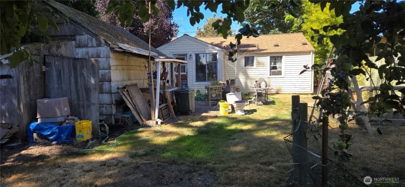 Property photo for 10832 3rd Avenue S, Seattle photo 3