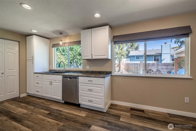 Property photo for 1301 Bel Air Drive, East Wenatchee photo 10