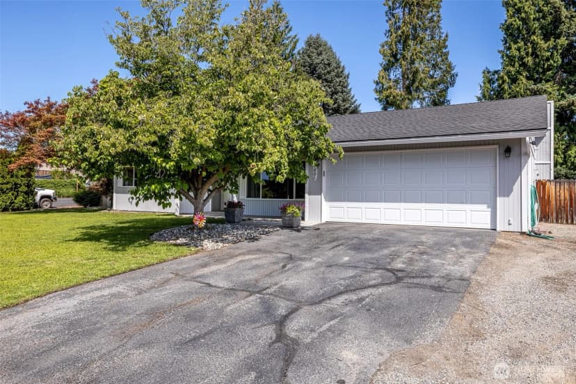 Property photo for 1301 Bel Air Drive, East Wenatchee photo 24