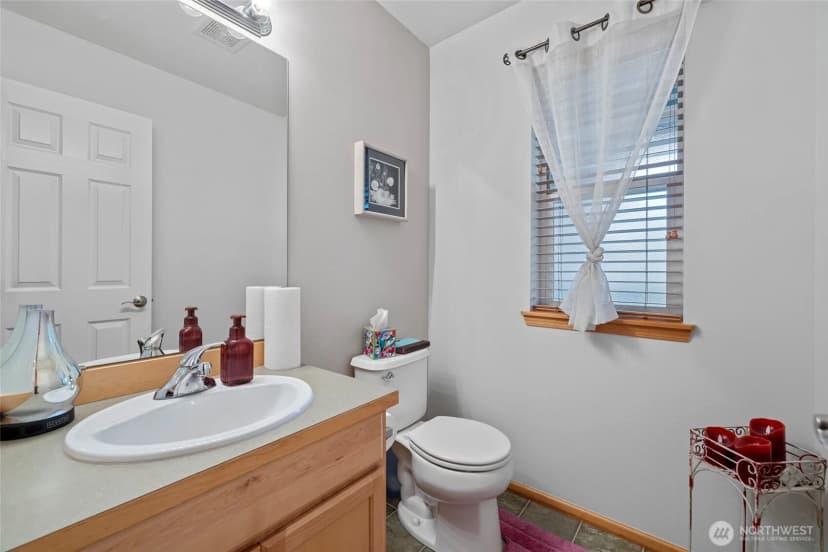 Property photo for 1150 Homestead Drive, Burlington photo 11