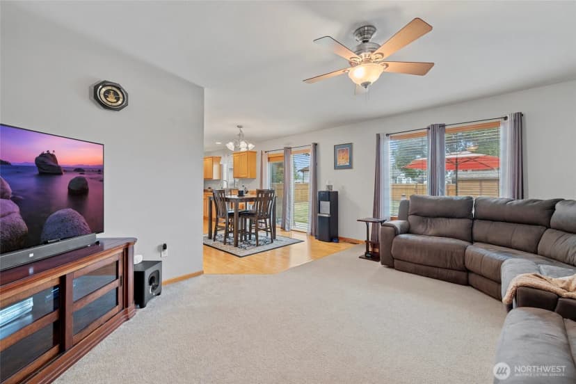 Property photo for 1150 Homestead Drive, Burlington photo 18