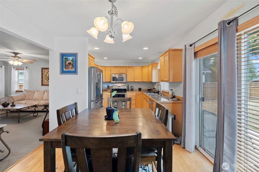Property photo for 1150 Homestead Drive, Burlington photo 14