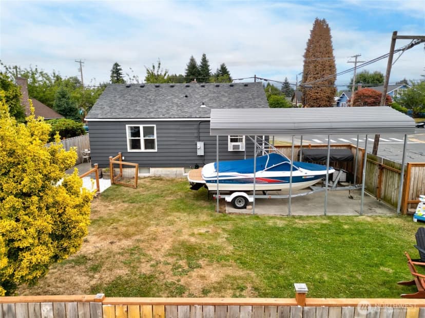 Property photo for 319 S Anacortes Street, Burlington photo 31