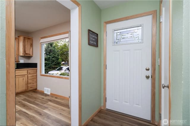Property photo for 319 S Anacortes Street, Burlington photo 3