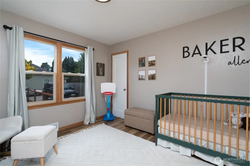 Property photo for 319 S Anacortes Street, Burlington photo 15