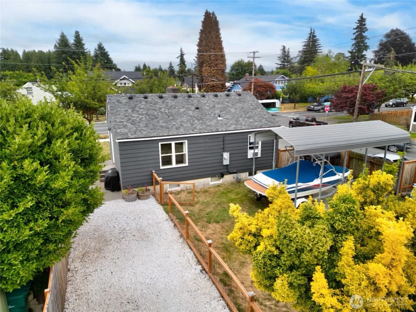 Property photo for 319 S Anacortes Street, Burlington photo 32